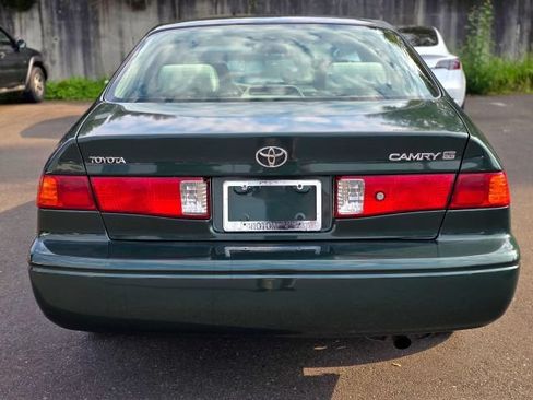 Used 2000 Toyota Camry LE FWD image 6