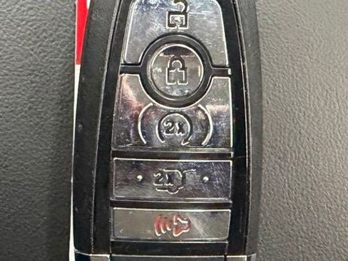 Used 2024 Lincoln Corsair AWD w/ Equipment Group 101A image 25