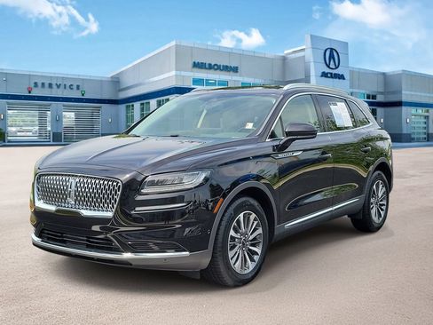 Used 2022 Lincoln Nautilus Reserve FWD image 3