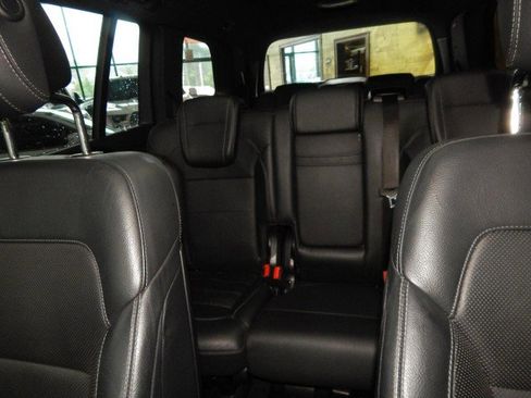 Used 2019 Mercedes-Benz GLS 450 4MATIC w/ Premium 1 Package image 32