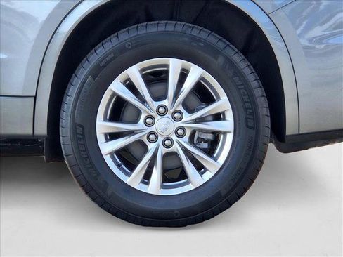 New 2025 Cadillac XT6 Luxury image 10