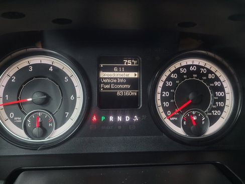 Used 2019 RAM 1500 Express RWD image 23