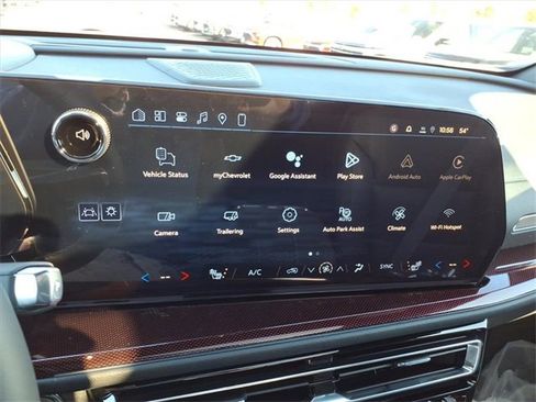 New 2026 Chevrolet Traverse Z71 w/ Enhanced Driving Package image 13