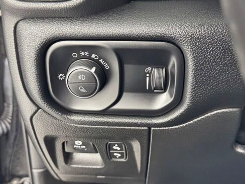 Used 2022 RAM 1500 Big Horn w/ Built-to-serve Edition AWD/4WD image 34