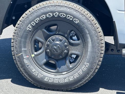 New 2026 RAM 3500 Tradesman AWD/4WD image 24