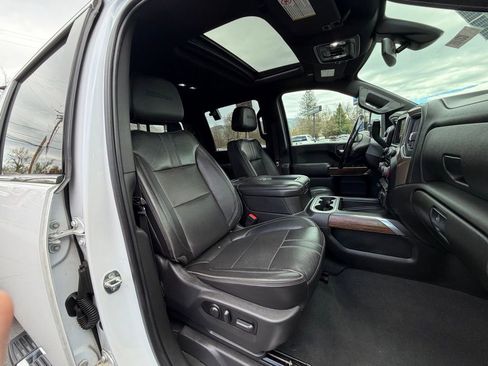 Used 2022 Chevrolet Silverado 3500 High Country w/ Safety Package II AWD/4WD image 15