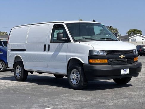 New 2026 Chevrolet Express 2500 w/ Driver Convenience Package RWD image 3