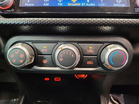 Certified 2024 Nissan Kicks SV image 19