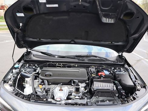 Used 2025 Honda Civic Sport image 9