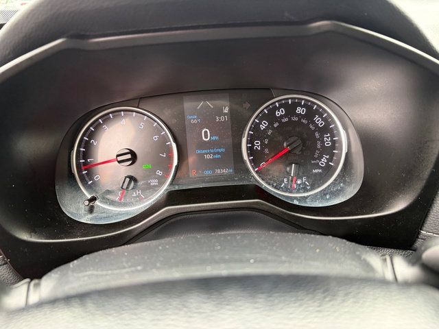 Used 2019 Toyota RAV4 XLE FWD image 29