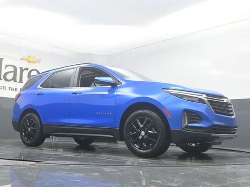 Used 2024 Chevrolet Equinox LT image 2