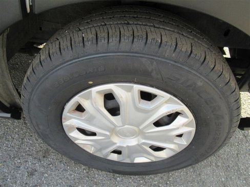 Used 2019 Ford Transit 350 XLT image 27