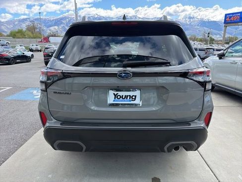 Used 2025 Subaru Forester Limited w/ Popular Package #1 AWD/4WD image 6