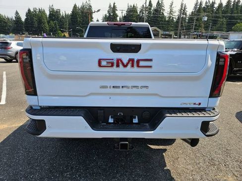 New 2026 GMC Sierra 3500 AT4 w/ AT4 Premium Plus Package AWD/4WD image 4