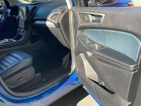 Used 2022 Ford Edge SEL w/ Sport Appearance Package image 32