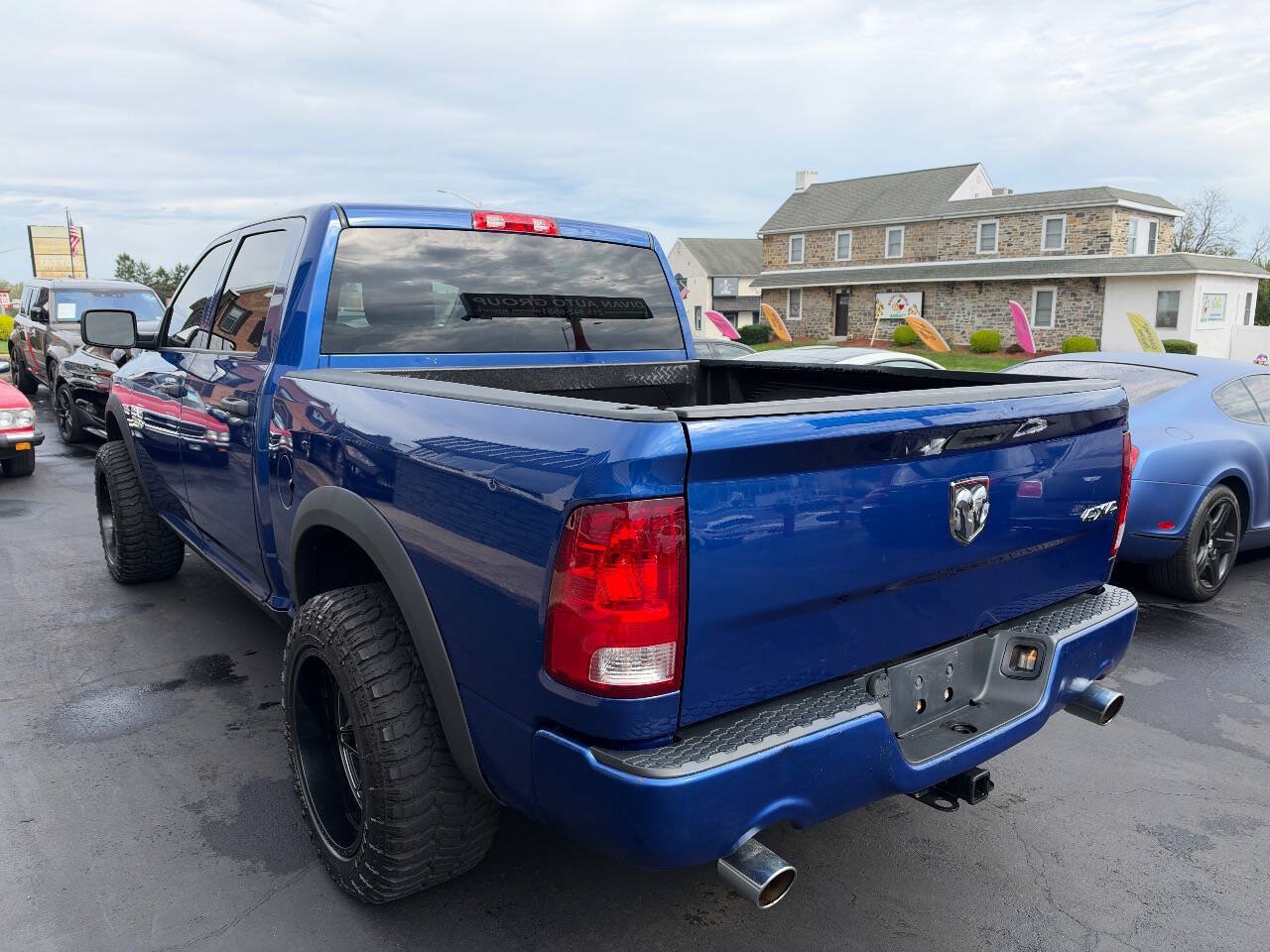Used 2017 RAM 1500 Express AWD/4WD image 5