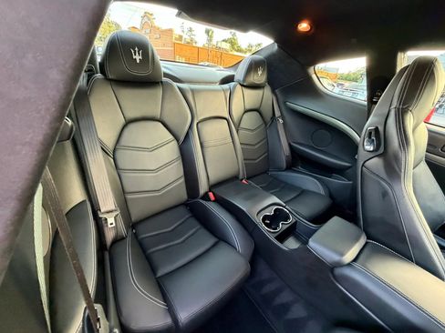 Used 2013 Maserati GranTurismo Sport RWD image 28