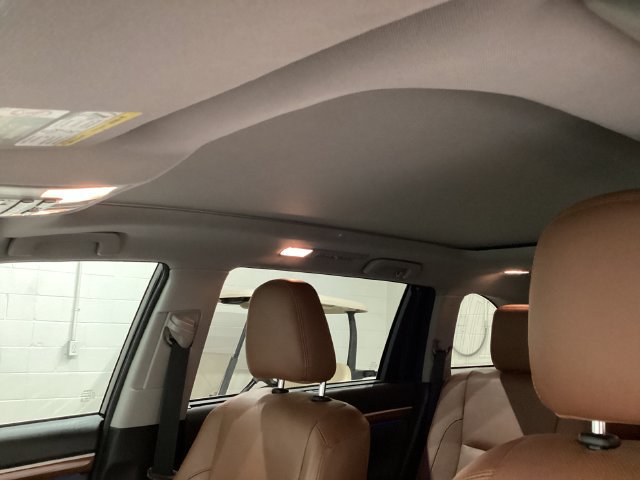 Used 2018 Toyota Highlander Limited Platinum AWD/4WD image 27