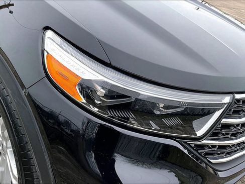 Certified 2023 Ford Explorer XLT w/ Equipment Group 202A image 30