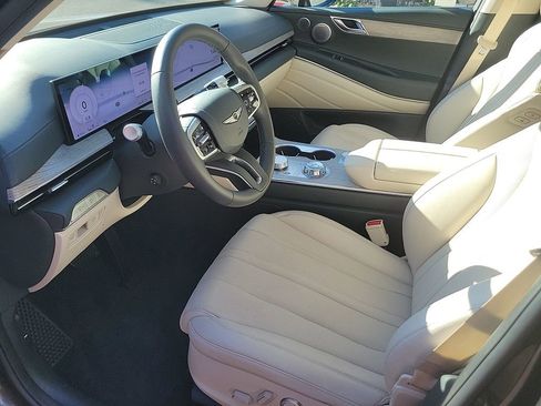 Used 2025 Genesis GV80 2.5T Advanced image 16