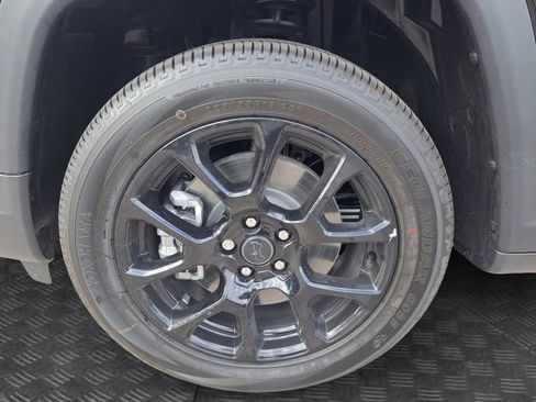 New 2026 Jeep Compass Latitude AWD/4WD image 23