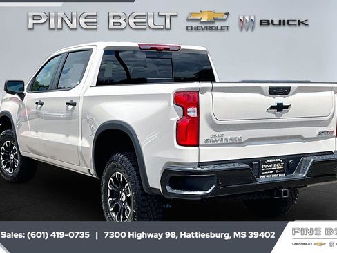 New 2026 Chevrolet Silverado 1500 ZR2 AWD/4WD image 2