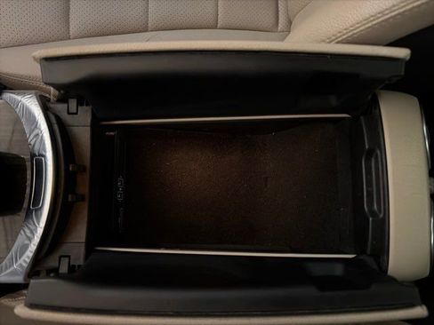 Used 2015 Mercedes-Benz C 300 4MATIC Sedan image 30