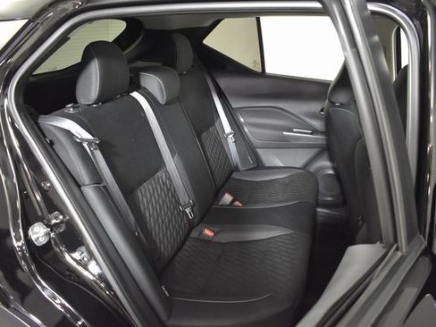 Used 2021 Nissan Kicks SV w/ Interior Electronics Package image 28