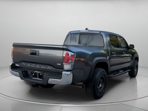 Used 2021 Toyota Tacoma TRD Off-Road AWD/4WD image 27