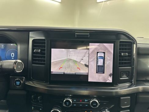 New 2026 Ford F250 Lariat w/ Black Appearance Package image 40