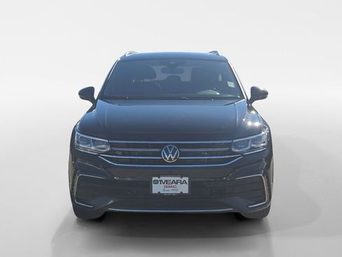 Used 2024 Volkswagen Tiguan SEL R-Line image 9