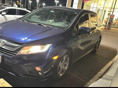 Used 2019 Honda Odyssey EX image 1