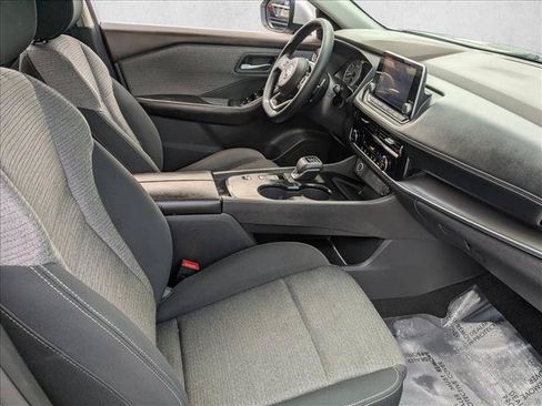 Used 2021 Nissan Rogue SV FWD image 23