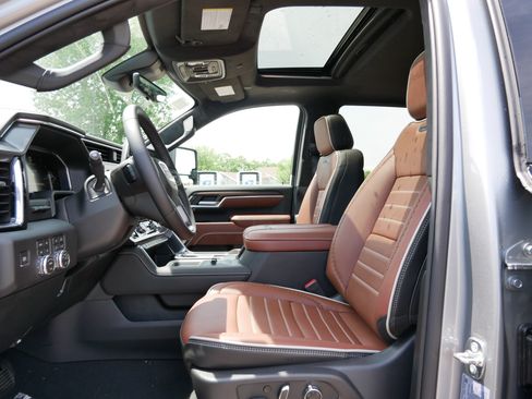 New 2026 GMC Sierra 2500 Denali Ultimate w/ Snow Plow Prep/Camper Package AWD/4WD image 11