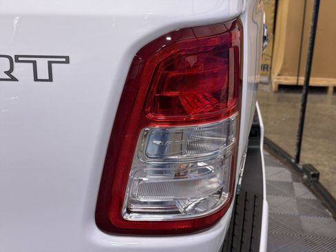 Used 2023 RAM 1500 Big Horn AWD/4WD image 18