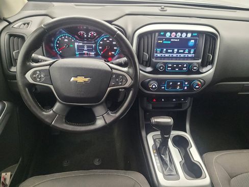 Used 2016 Chevrolet Colorado LT w/ LT Convenience Package RWD image 22