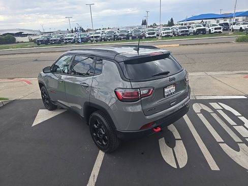 Used 2023 Jeep Compass Trailhawk w/ Trailhawk Elite Group image 16