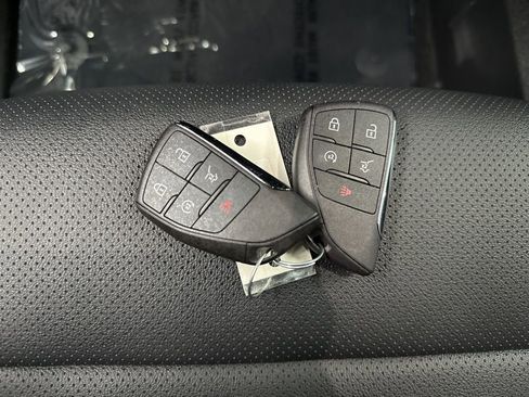 Used 2025 Chevrolet Traverse Z71 w/ Driver Confidence Package image 44