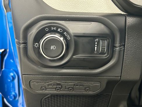 New 2024 Jeep Wrangler Sahara image 34