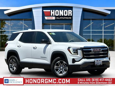 Used 2025 GMC Terrain Elevation AWD/4WD image 1