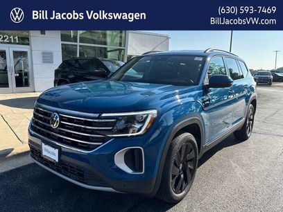 Used 2026 Volkswagen Atlas SE w/ Black Wheel Package