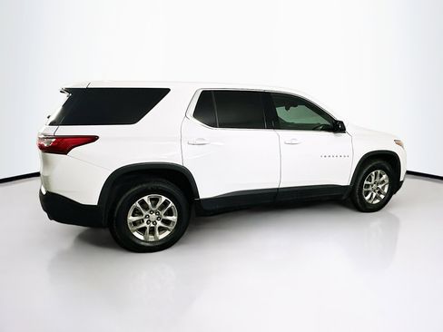 Used 2020 Chevrolet Traverse LS image 10