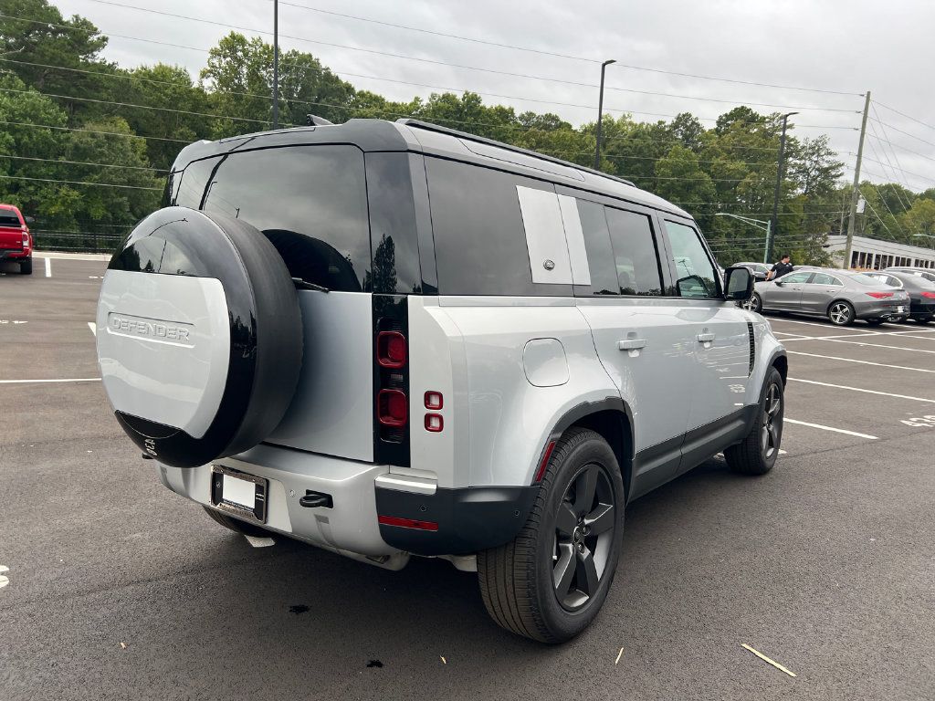 Used 2024 Land Rover Defender 110 S AWD/4WD image 7