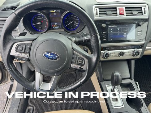 Used 2017 Subaru Outback 2.5i Limited image 16