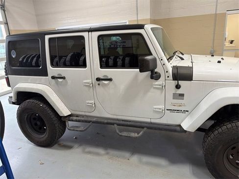 Used 2013 Jeep Wrangler Unlimited Sahara w/ Dual Top Group image 10