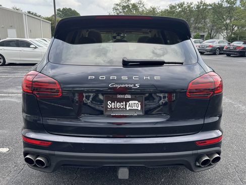 Used 2016 Porsche Cayenne S AWD/4WD image 5