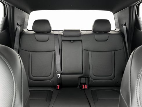 New 2025 Hyundai Santa Cruz SEL image 16