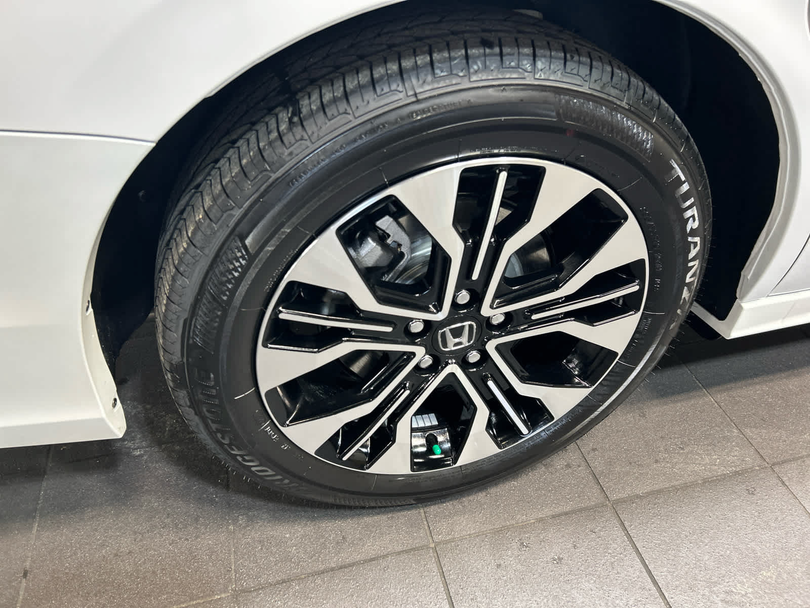 New 2027 Honda Odyssey Elite image 9