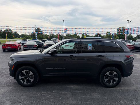 Used 2024 Jeep Grand Cherokee Limited 4xe AWD/4WD image 8
