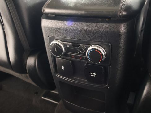 Used 2021 Ford Explorer Platinum w/ Equipment Group 601A AWD/4WD image 18